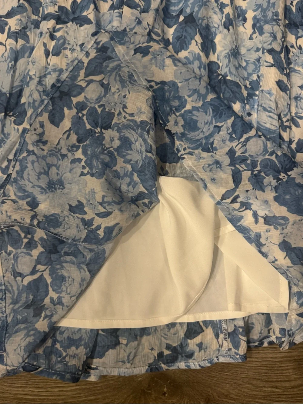Abercrombie & Fitch Blue & White Floral Smocked Maxi Dress XXS
